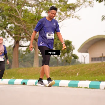 Runner Photo 7543130