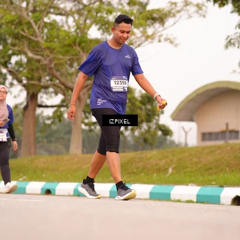 Runner Photo 7543131
