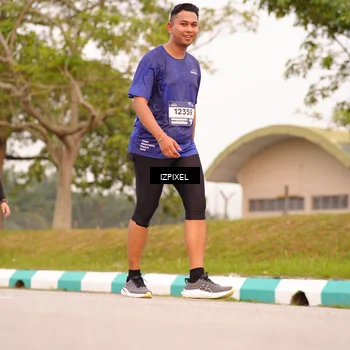 Runner Photo 7543136