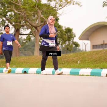 Runner Photo 7543139