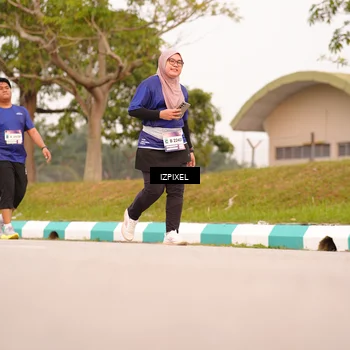 Runner Photo 7543140