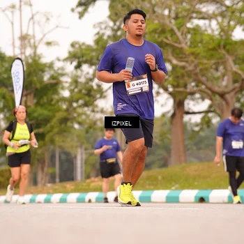 Runner Photo 7543157