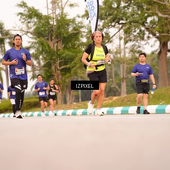 Runner Photo 7543165