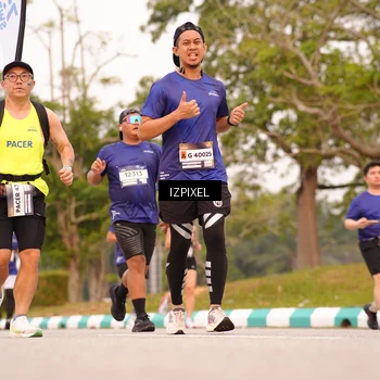 Runner Photo 7543177