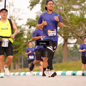 Runner Photo 7543181