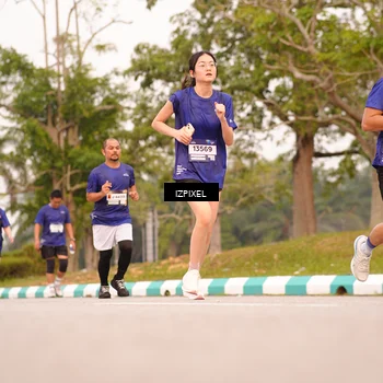 Runner Photo 7543189