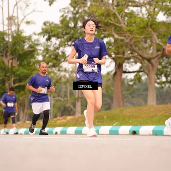 Runner Photo 7543191