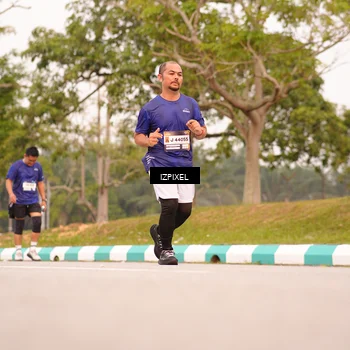 Runner Photo 7543200