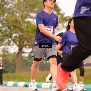 Runner Photo 7543233