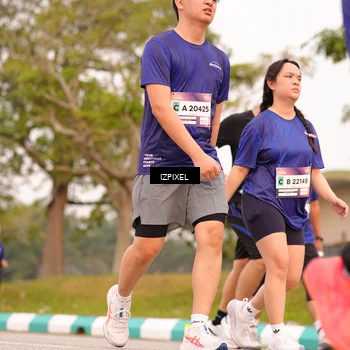 Runner Photo 7543237