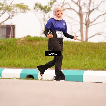 Runner Photo 7543249