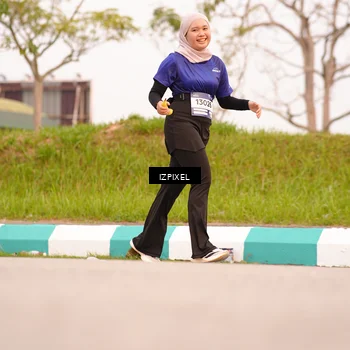 Runner Photo 7543250