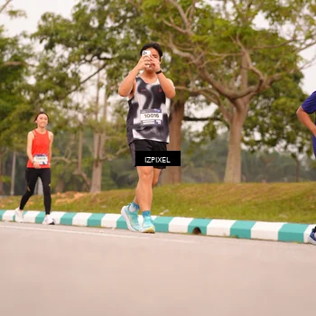 Runner Photo 7543295