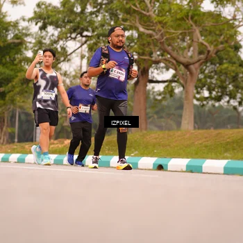 Runner Photo 7543296