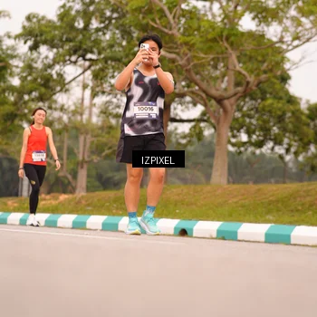 Runner Photo 7543297
