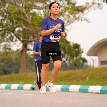 Runner Photo 7543299
