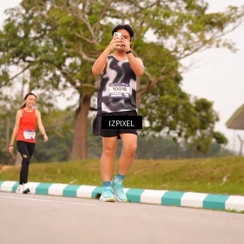 Runner Photo 7543301