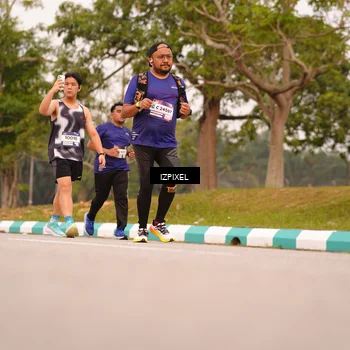 Runner Photo 7543313