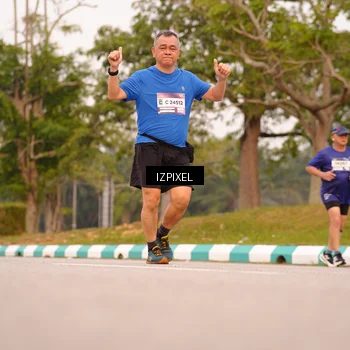 Runner Photo 7543325