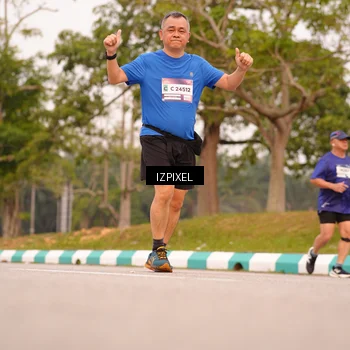 Runner Photo 7543333
