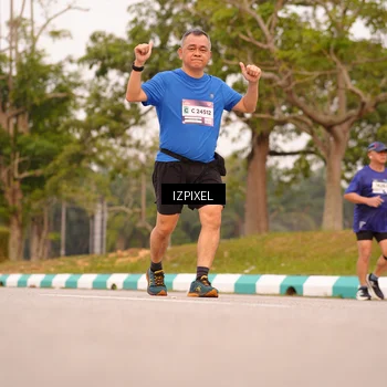 Runner Photo 7543334