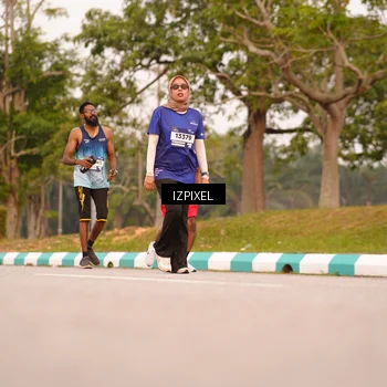 Runner Photo 7543338