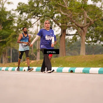 Runner Photo 7543341