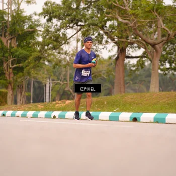 Runner Photo 7543352
