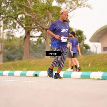 Runner Photo 7543361