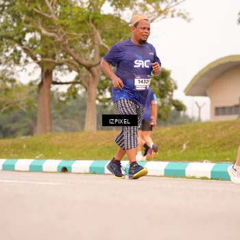 Runner Photo 7543363