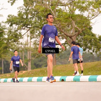 Runner Photo 7543367
