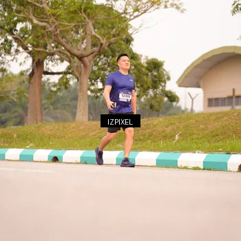 Runner Photo 7543372