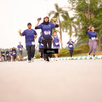 Runner Photo 7543391