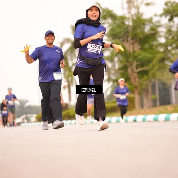Runner Photo 7543396