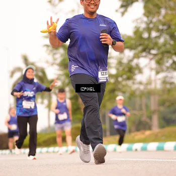 Runner Photo 7543401