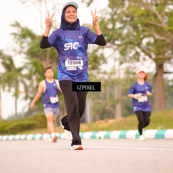 Runner Photo 7543412