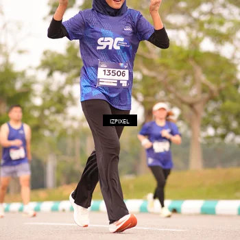 Runner Photo 7543418