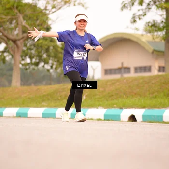 Runner Photo 7543419