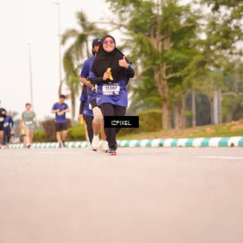 Runner Photo 7543434