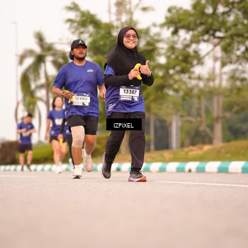 Runner Photo 7543435