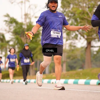 Runner Photo 7543446