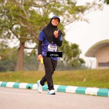 Runner Photo 7543457