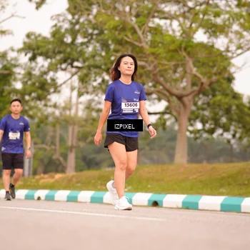 Runner Photo 7543462
