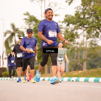 Runner Photo 7543475