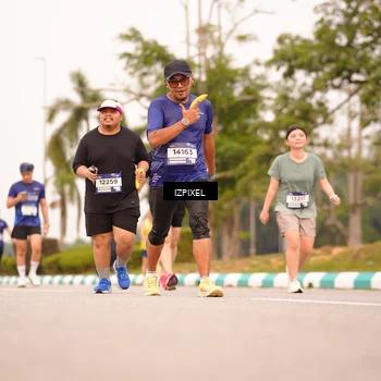 Runner Photo 7543479