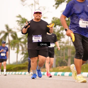 Runner Photo 7543486