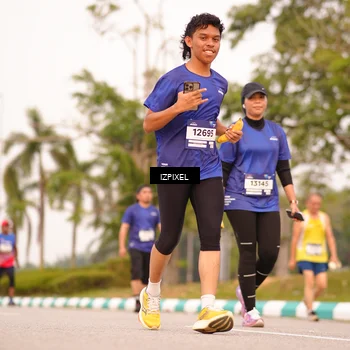 Runner Photo 7543507