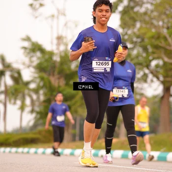 Runner Photo 7543509