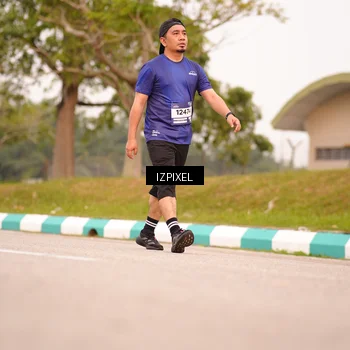 Runner Photo 7543535