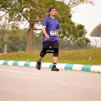 Runner Photo 7543537